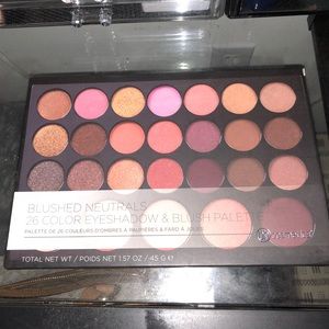 Blushed neutrals palette 26 shades